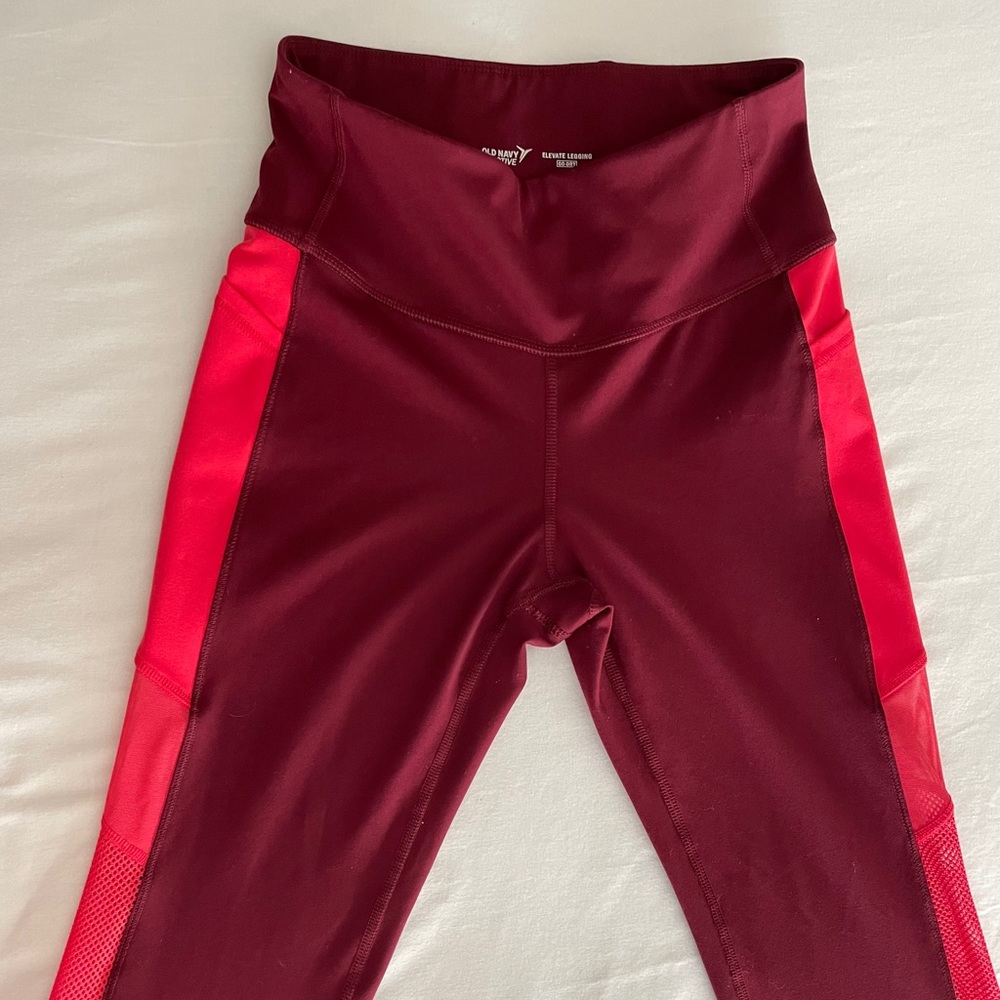 Old Navy Elevate Legging (Go-Dry)